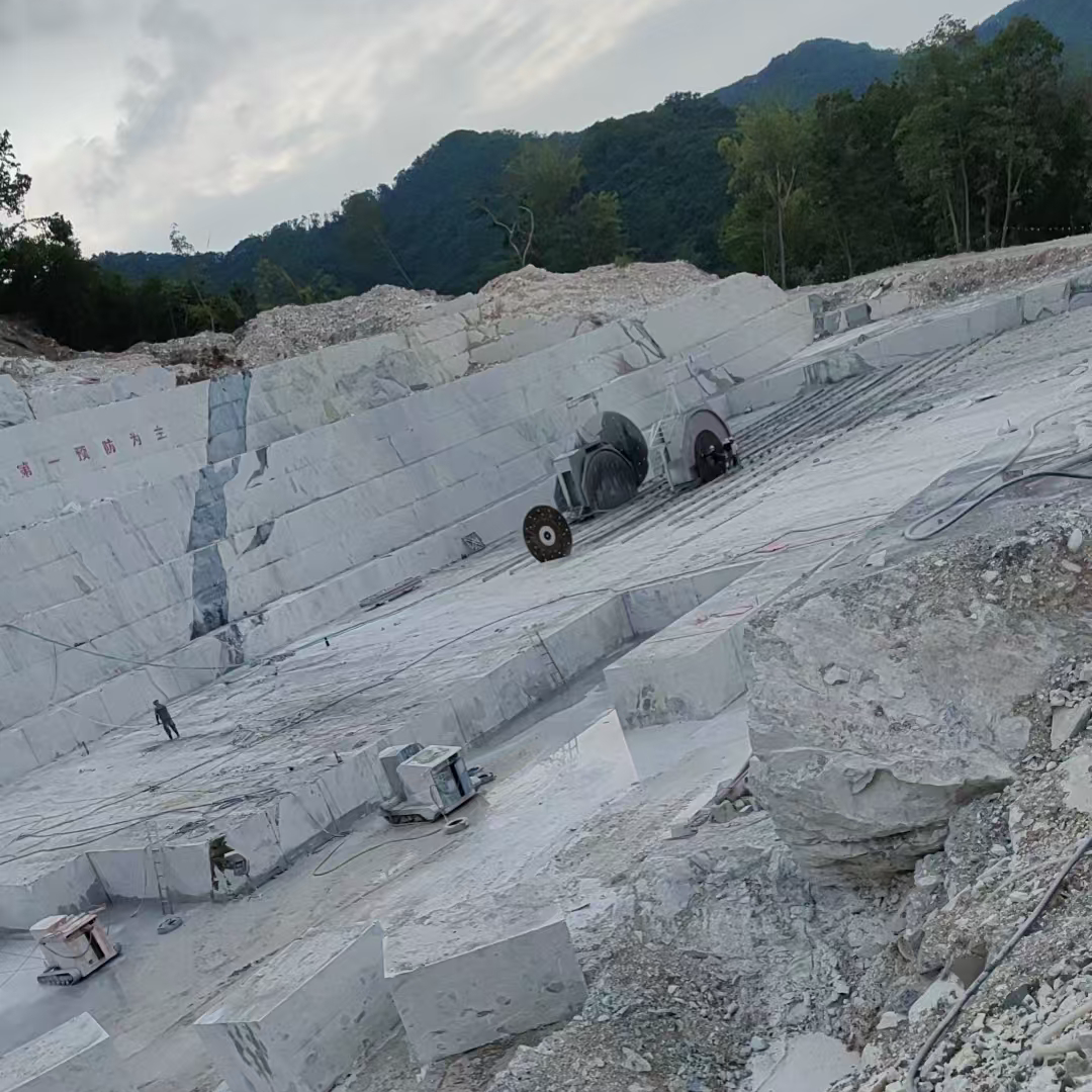 Dandong Big Flower Green Marble Blocks