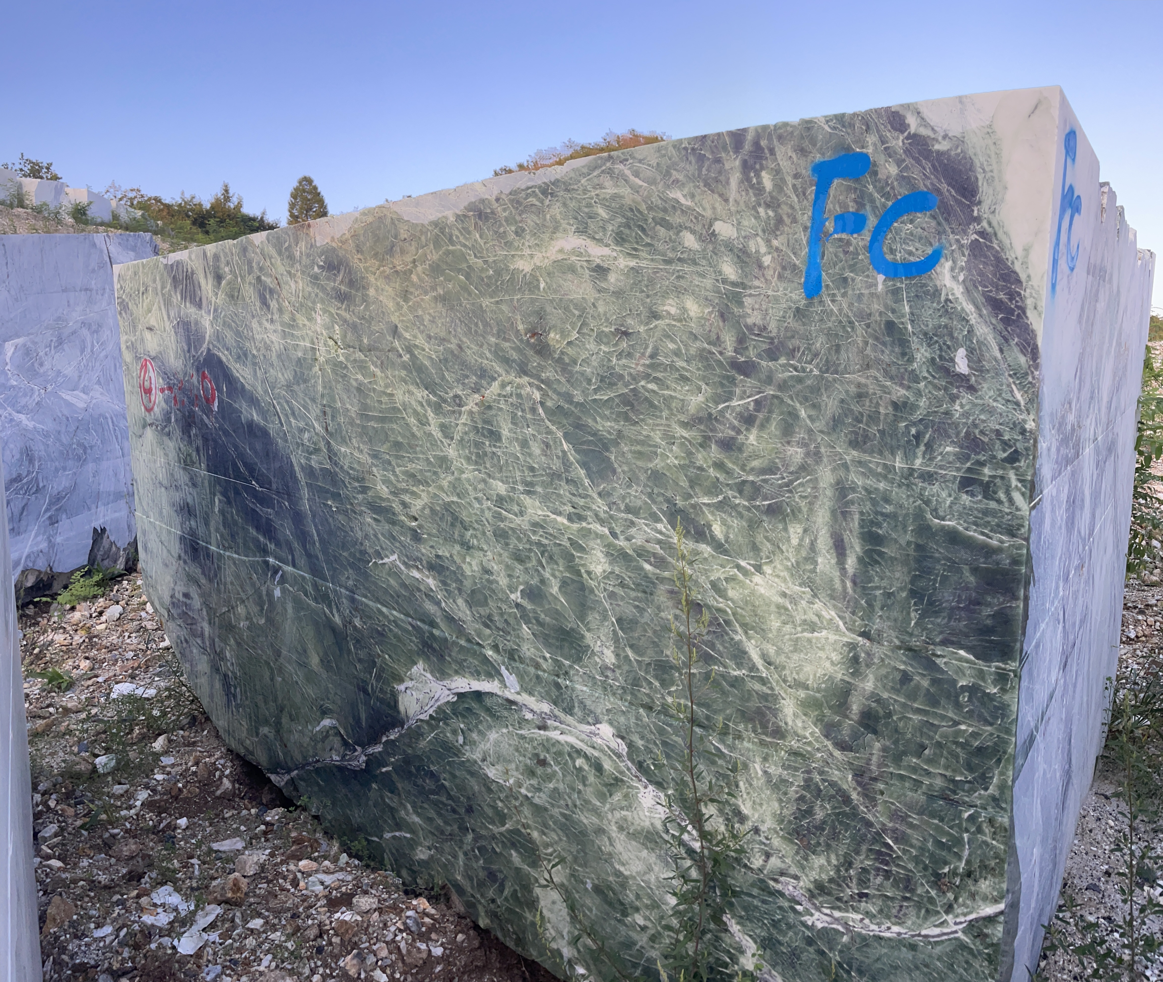 Dandong Emerald Marble Blocks
